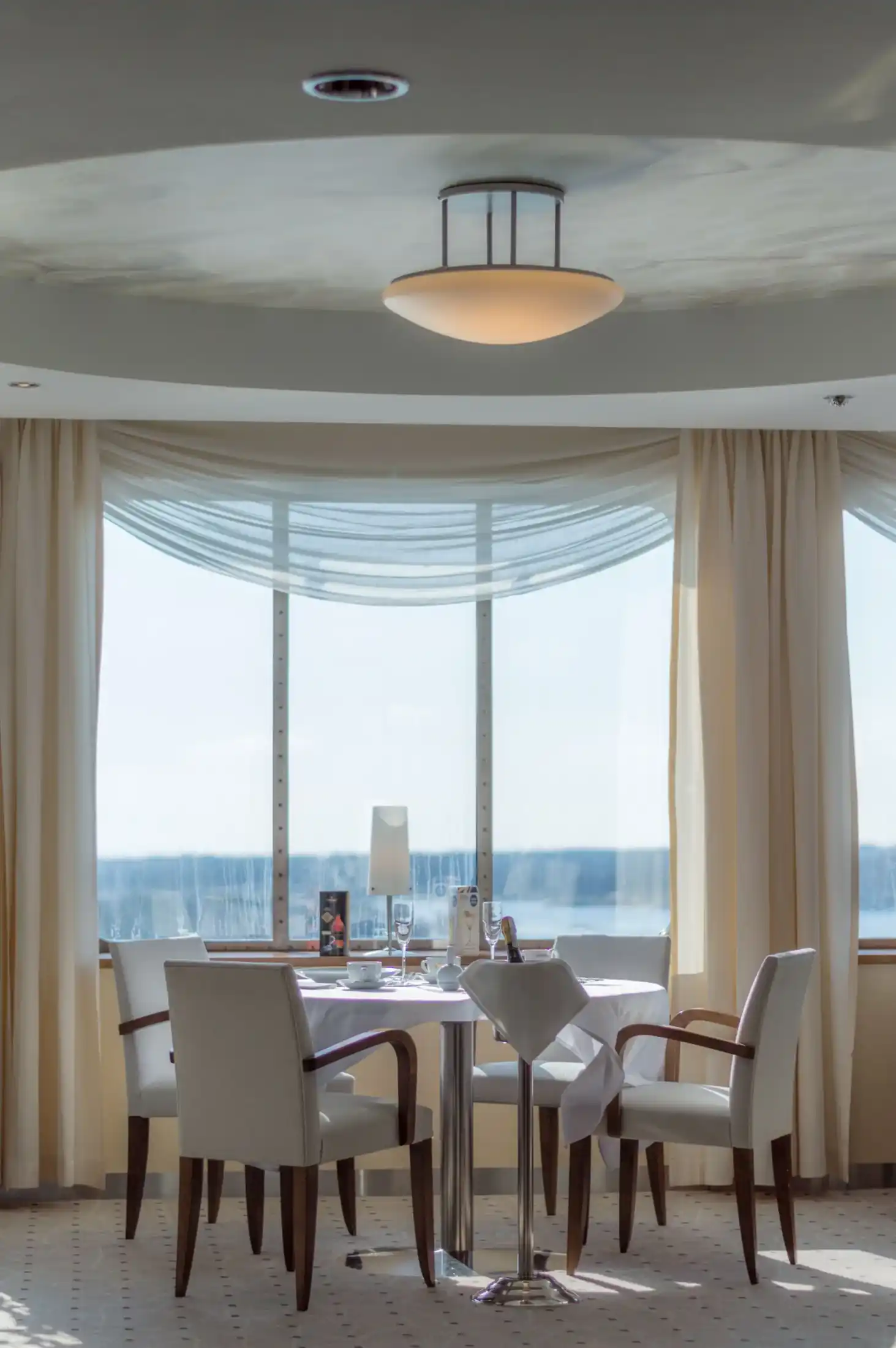 Panoramic Dining